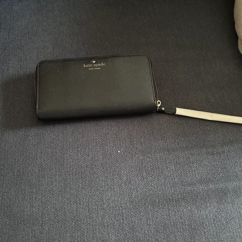 Kate Spade Wristlet Wallet